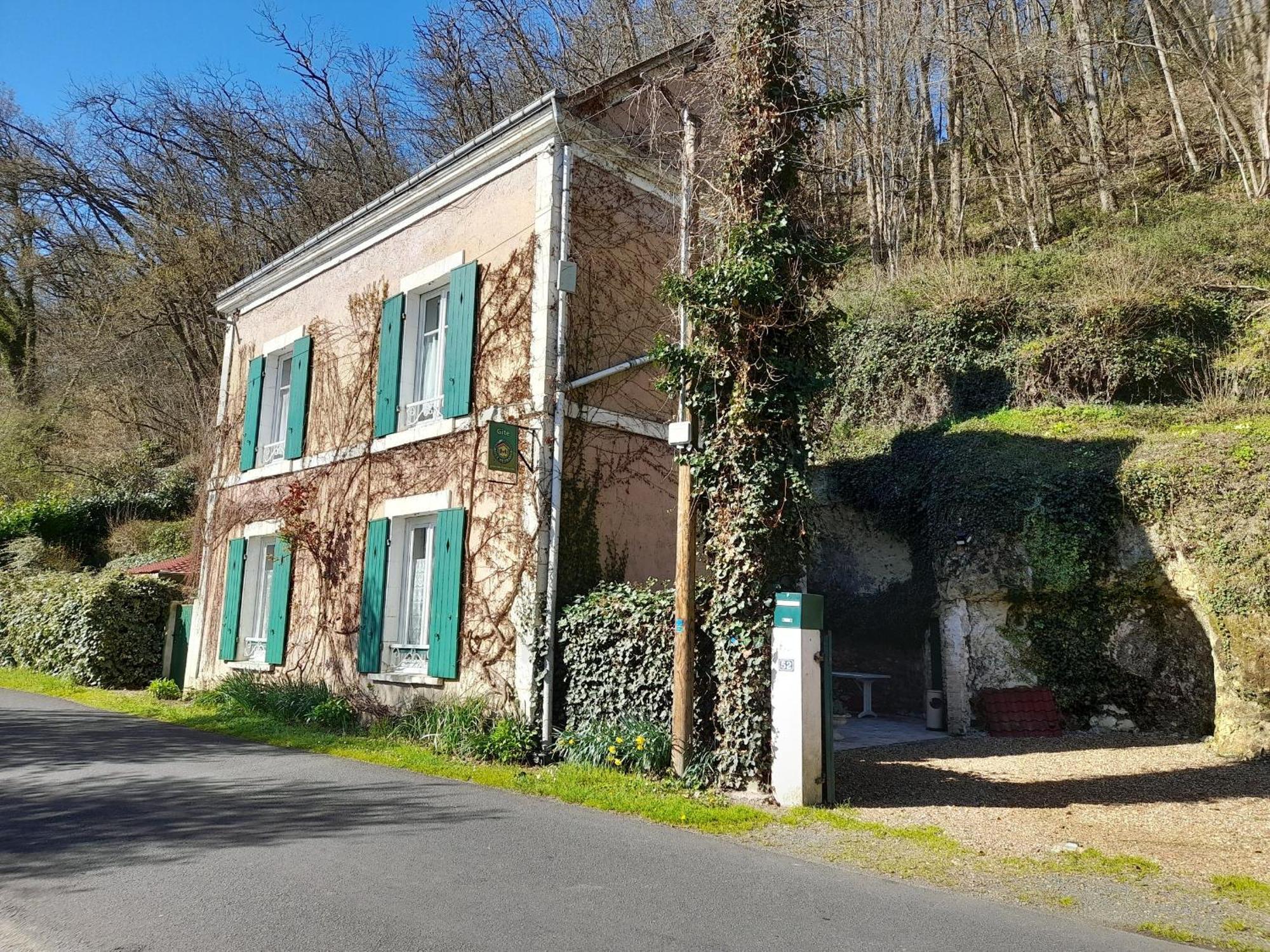 Maison Troglodytique Avec Wifi, Barbecue Et Cheminee - Fr-1-410-156 Aubigné-Racan Eksteriør billede